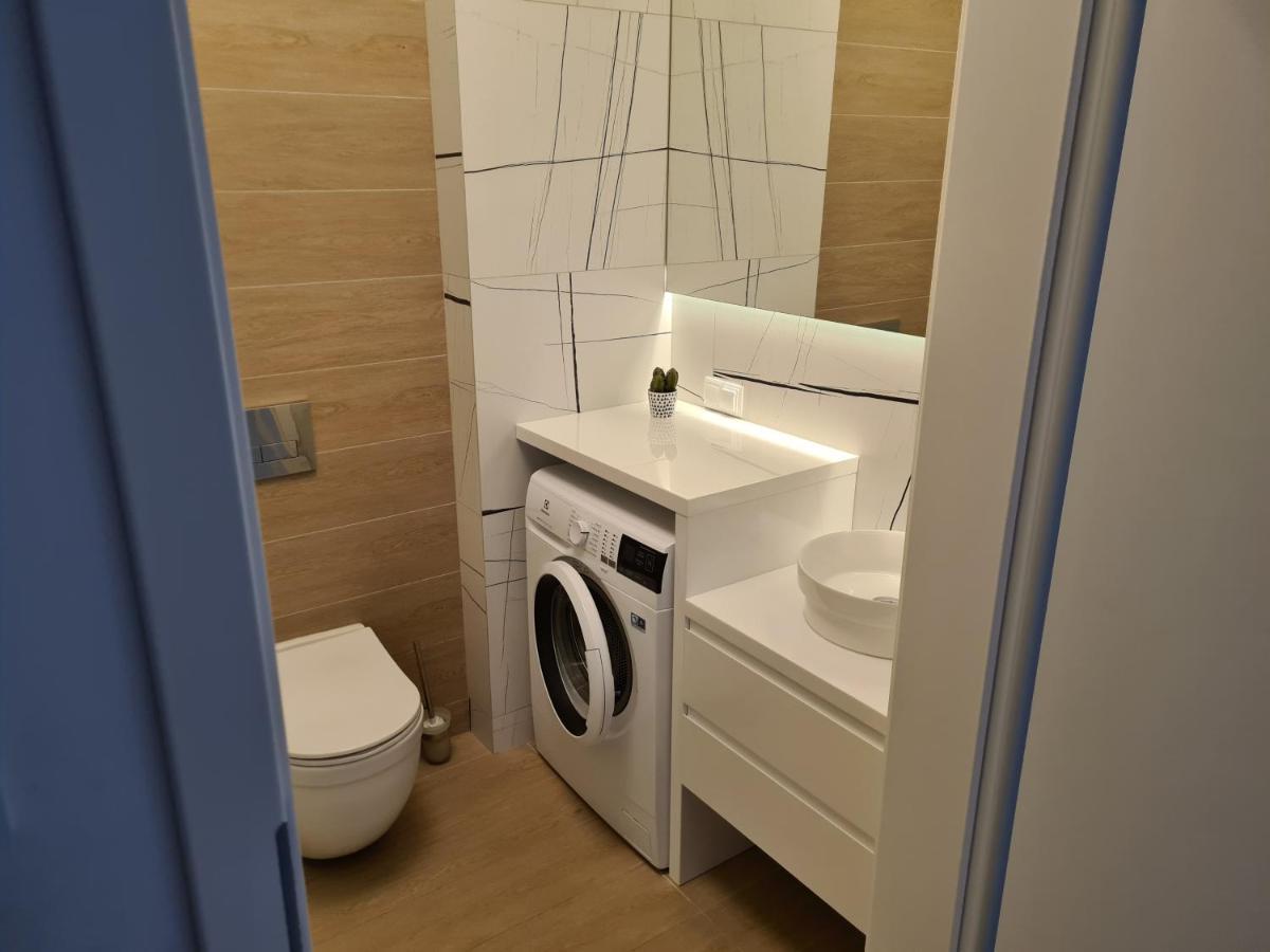 Apartamenty Kasprowicza 20A Klimatyzacja Basen Fintess Sauny Parking Bawialnia Zmywarkataras Wysoki Standard W Pelni Wyposazony Kolobrzeg Luaran gambar